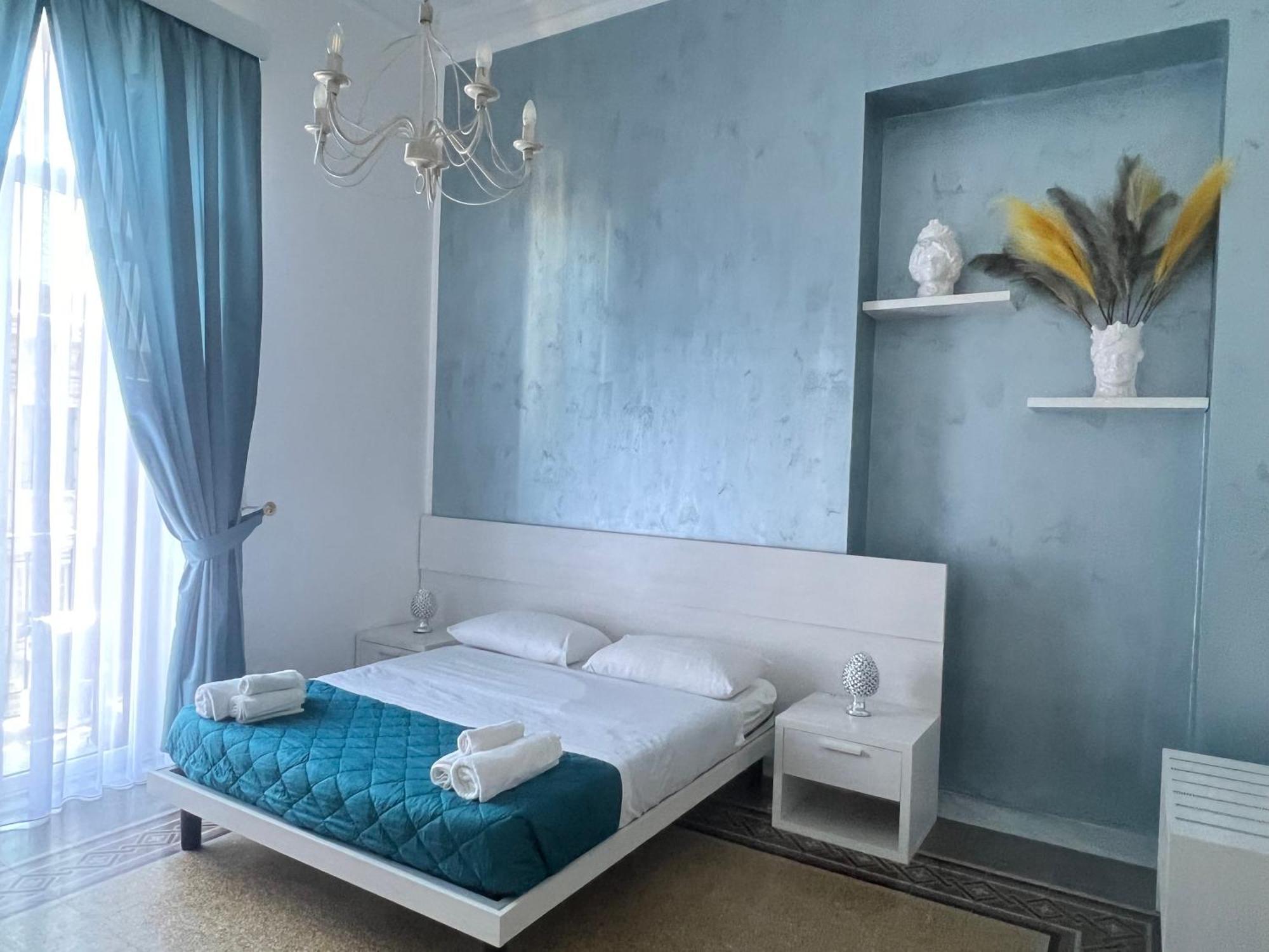 Il Siciliano Room'S & Suite Palermo Exterior photo